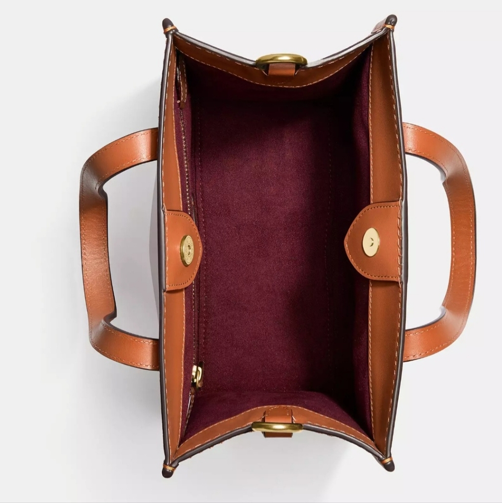 Coach Bags Field Tote 22 Rainbow Signature Canvas Pride Collection - Picture 6 of 15